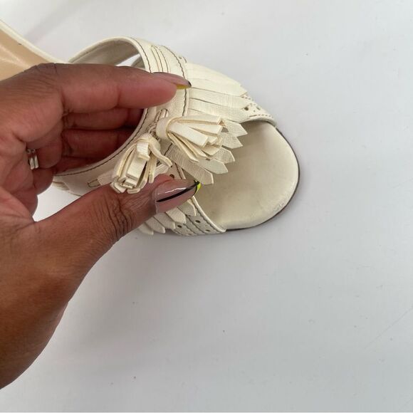 Christian Louboutin Fringe Peep Toe Mule Sandals Cream Leather EU 37.5 Heels - Picture 15 of 16